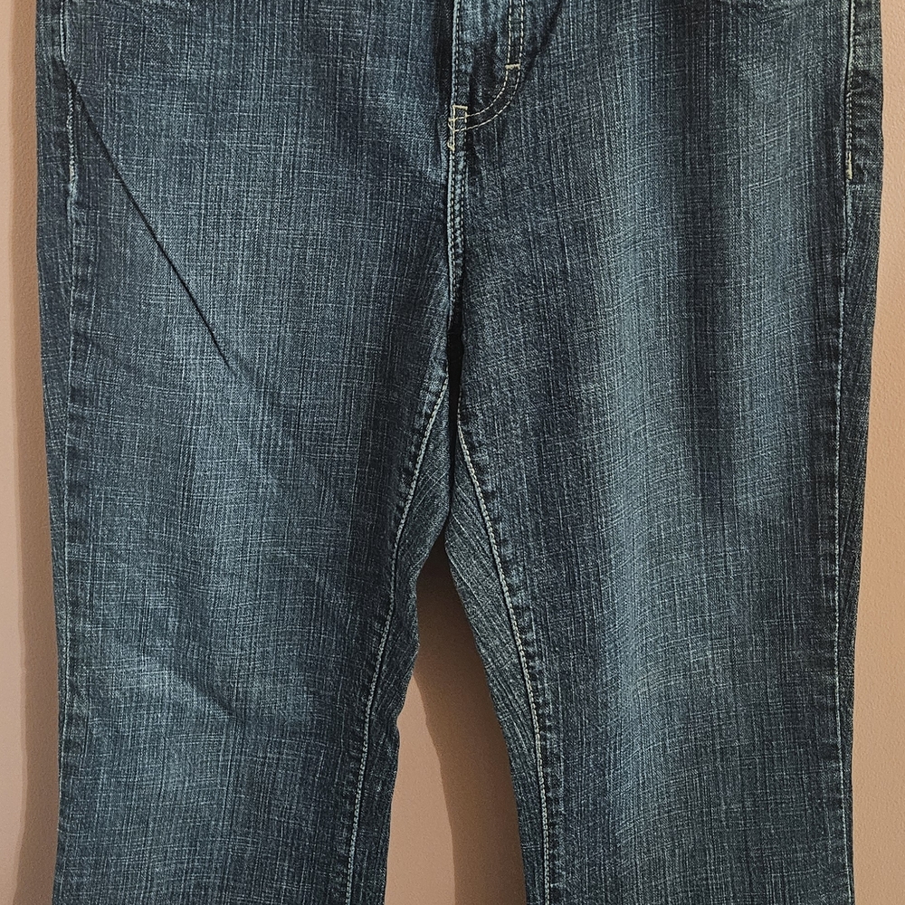 Calvin Klein Jeans Women's Straight Leg Indigo Blue Size 10 Button Back Pockets
